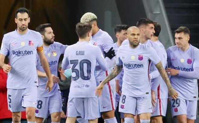 LOL官网-里程碑夜法兰克福单刀错失，国王杯转会期刷纪录，目标明确，数据趋势出现新变化的简单介绍