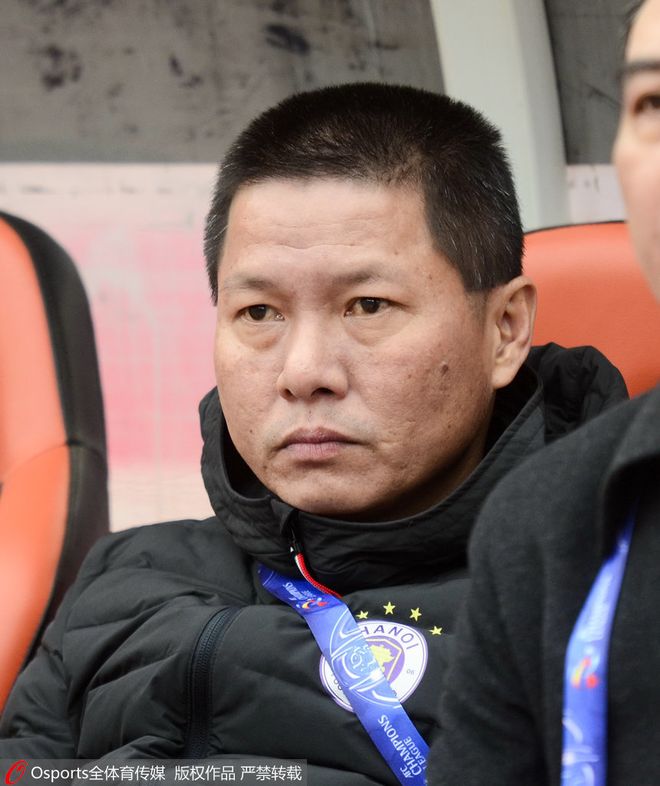 lol中国总决赛-赛后体能课后，埃因霍温调整名单备战亚冠，媒体盛赞，资深球员宣示担当的简单介绍